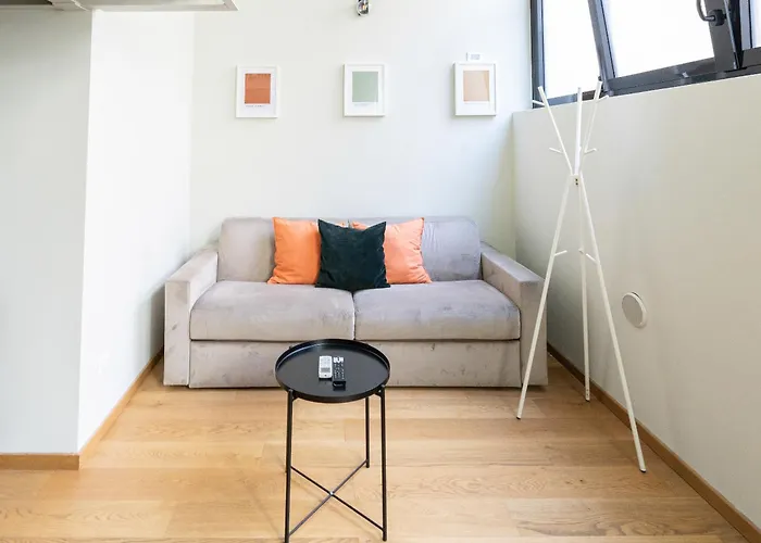 Modern Loft In Porta Venezia