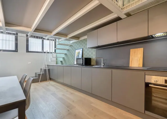 Modern Loft In Porta Venezia